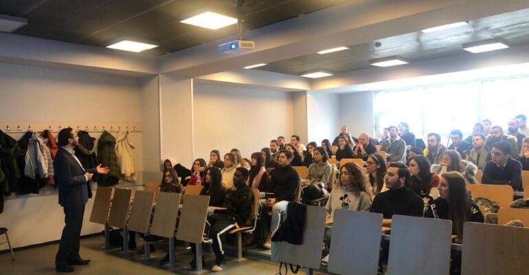 bertay_bahcesehir_ela-unler-dersi